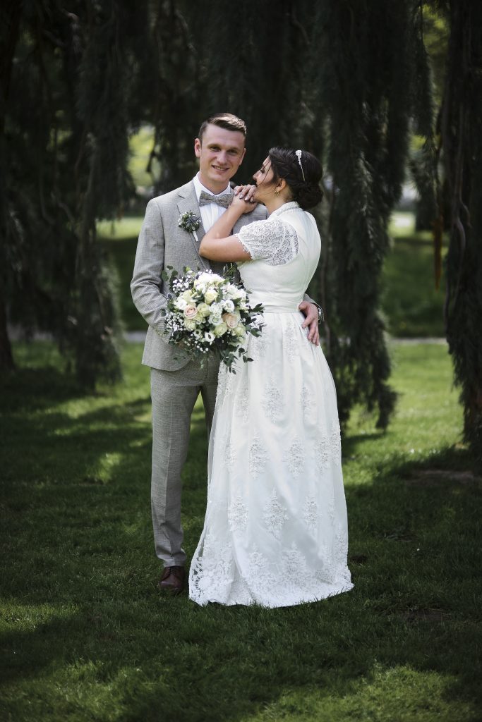 Hochzeitsfoto in Karlsruhe beim Schloss botanischer Garten Hochzeitsfoto Volker Herzing